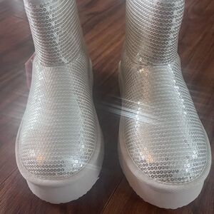 Juicy Couture  Sequin Women's Boots